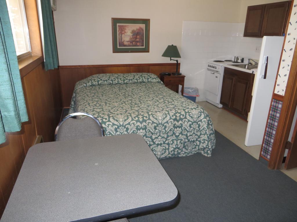 Schooner Creek Resort Kimberling City Room photo